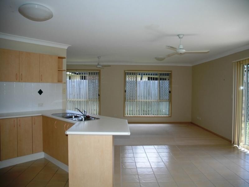 22 Pomona Street, Brighton QLD 4017