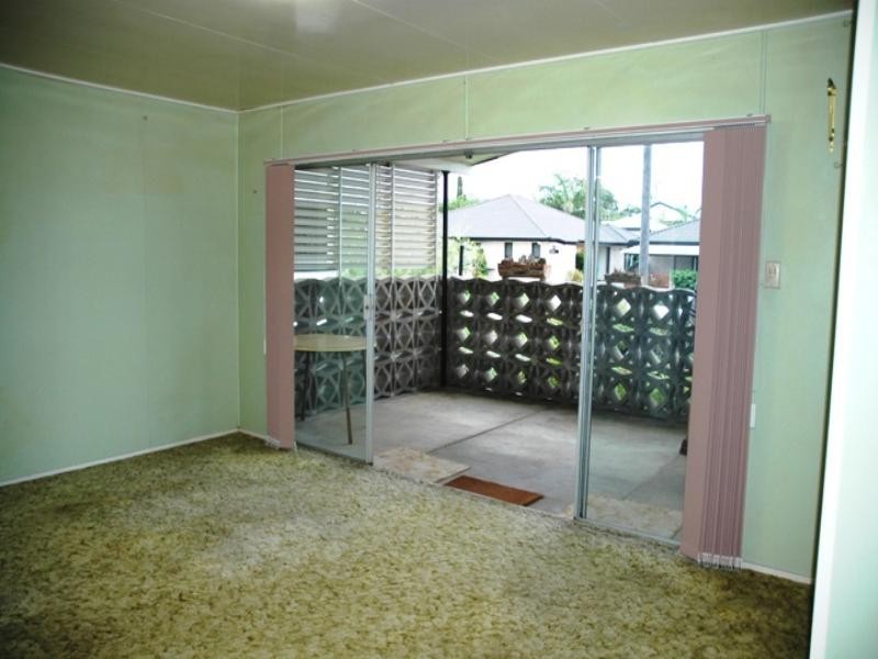 7 Woodcock Street, Scarborough QLD 4020