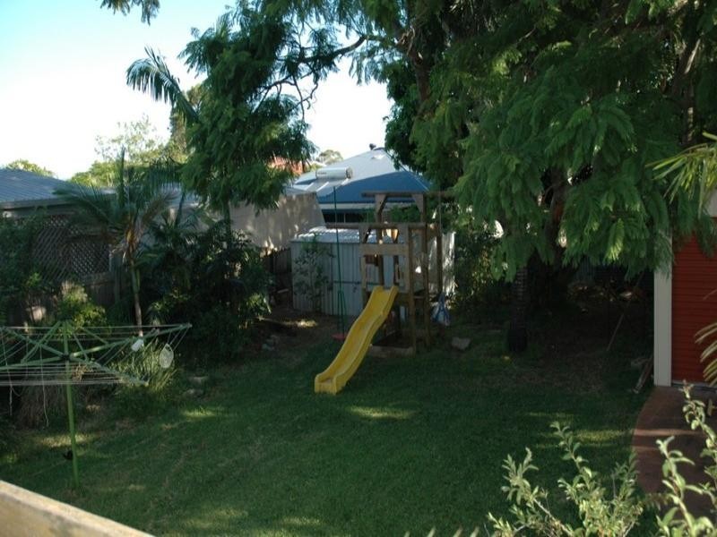 11 Beedham Street, Clontarf QLD 4019