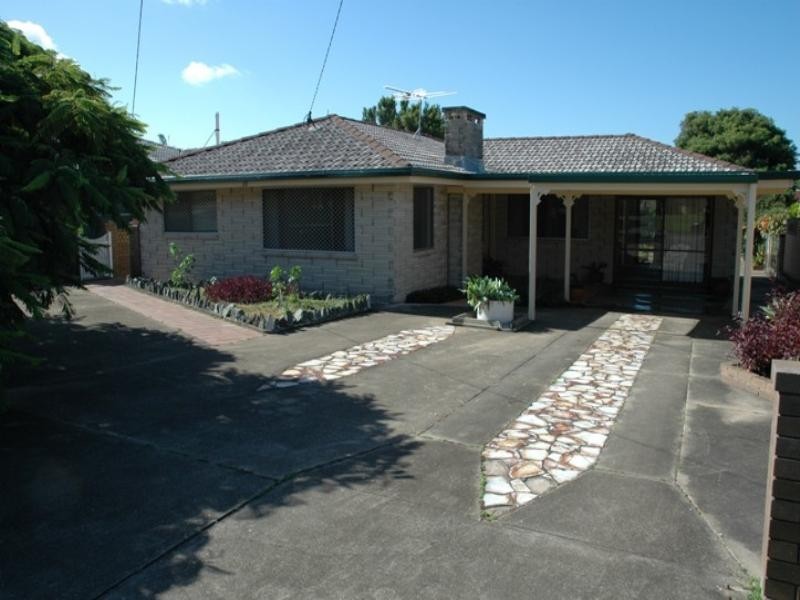 22 Aloomba Court, Redcliffe QLD 4020