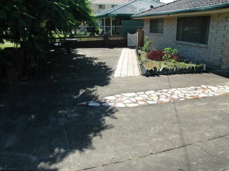 22 Aloomba Court, Redcliffe QLD 4020