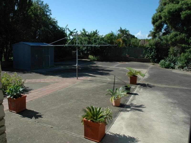 22 Aloomba Court, Redcliffe QLD 4020