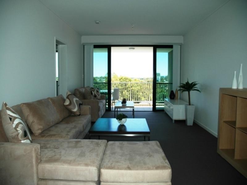 25 Dix Street, Redcliffe QLD 4020