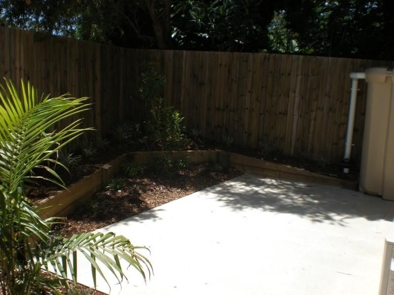 Unit 8/21 Thompson Crescent, Clontarf QLD 4019