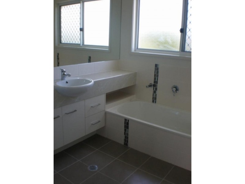 Unit 8/21 Thompson Crescent, Clontarf QLD 4019