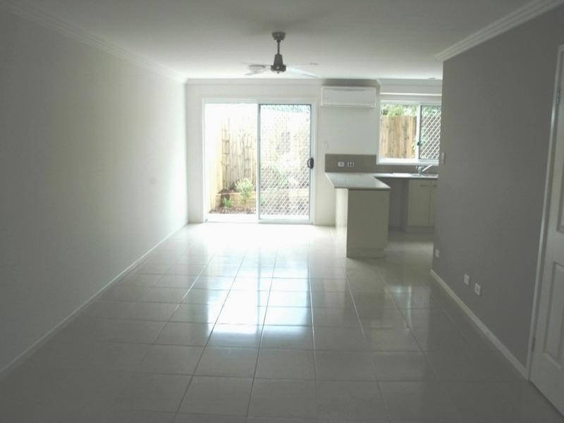 Unit 8/21 Thompson Crescent, Clontarf QLD 4019