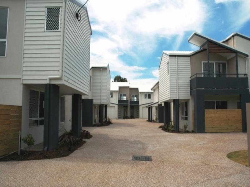 Unit 4/21 Thompson Crescent, Clontarf QLD 4019