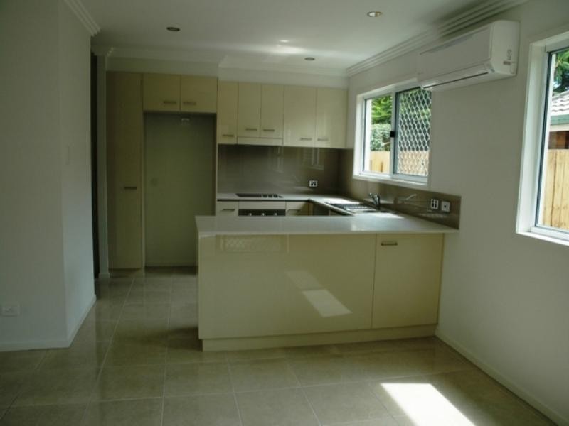 Unit 4/21 Thompson Crescent, Clontarf QLD 4019