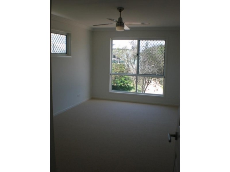 Unit 4/21 Thompson Crescent, Clontarf QLD 4019