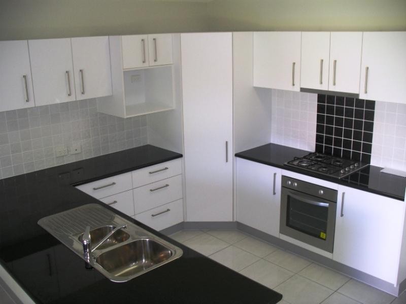 32 Turner Street, Scarborough QLD 4020