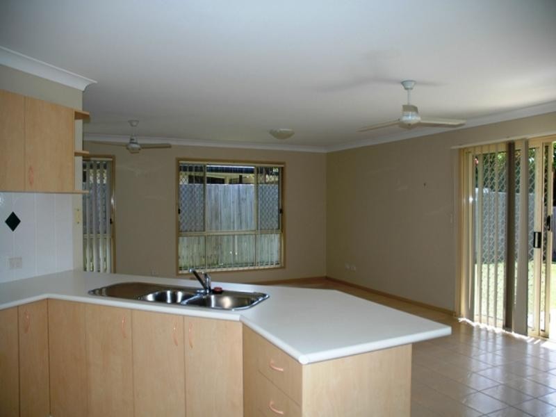 22 Pomona Street, Brighton QLD 4017