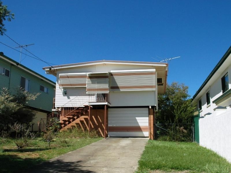 88 Longland Street, Redcliffe QLD 4020