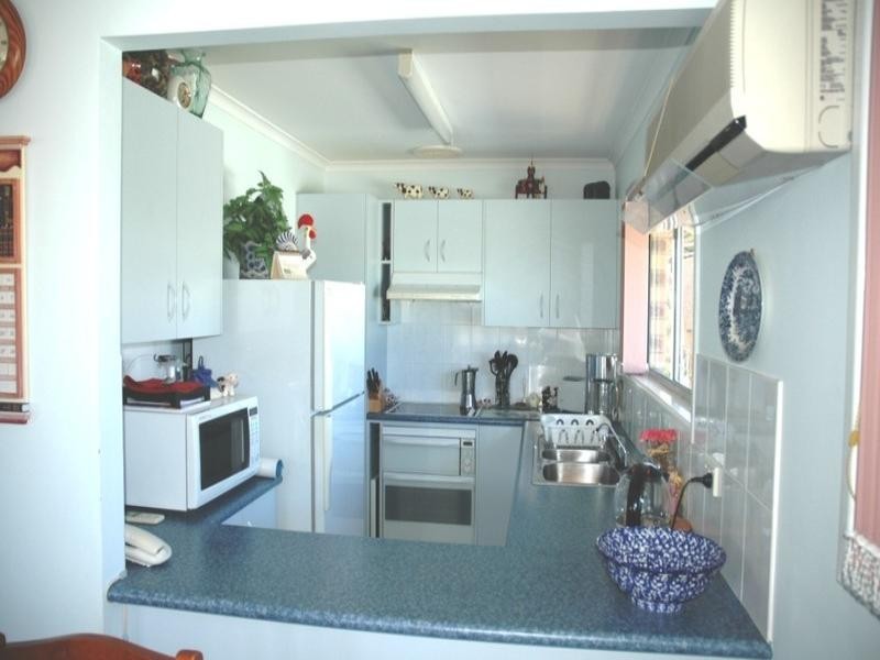 4/124 Hornibrook Esplanade, Clontarf QLD 4019