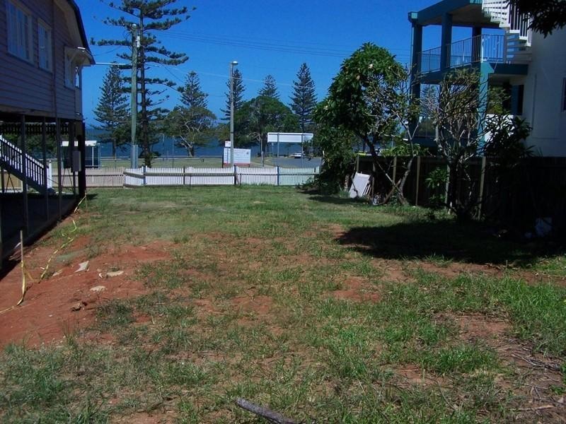 57 Landsborough Avenue, Scarborough QLD 4020