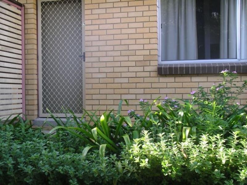 2/92 Laura Street, Clontarf QLD 4019