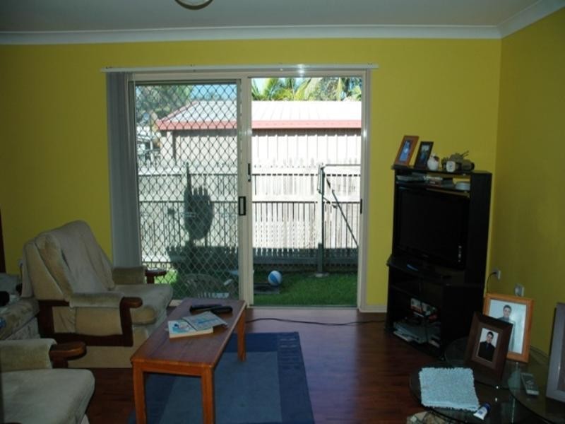 5/4 Wattle Road, Rothwell QLD 4022