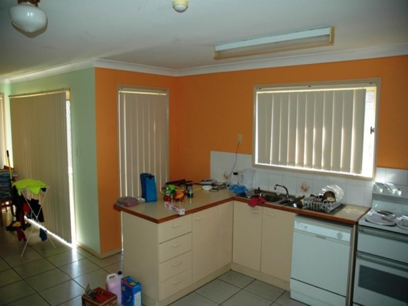 5/4 Wattle Road, Rothwell QLD 4022