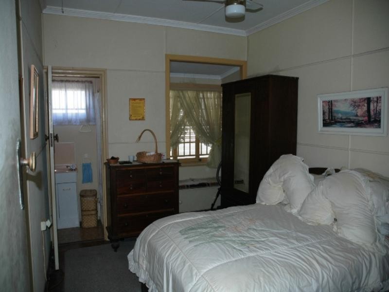 228 Prince Edward Parade, Scarborough QLD 4020