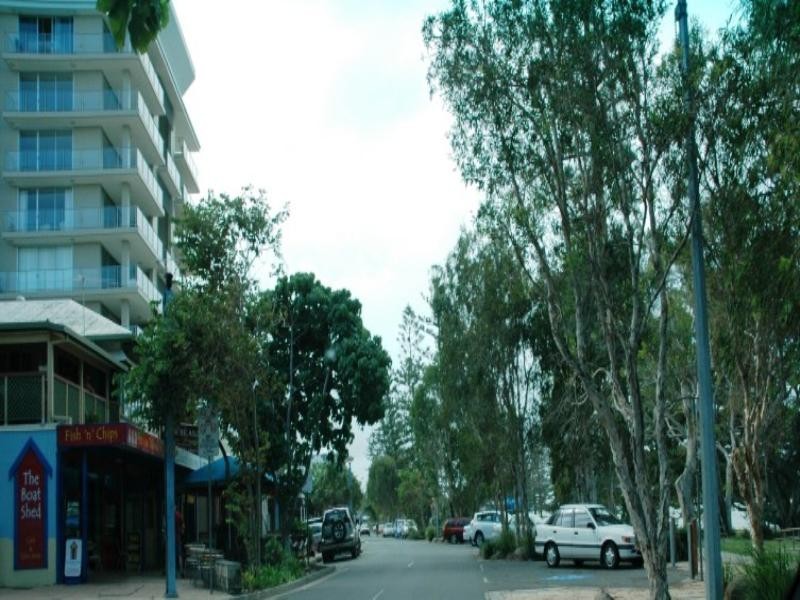 228 Prince Edward Parade, Scarborough QLD 4020