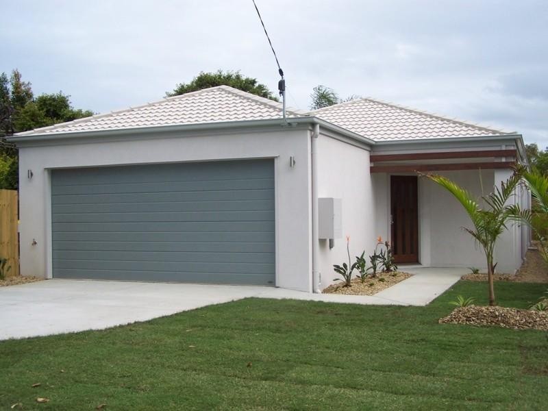 11 Westbrook Street, Woody Point QLD 4019