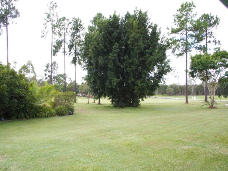 4 Lorikeet Court, Upper Caboolture QLD 4510