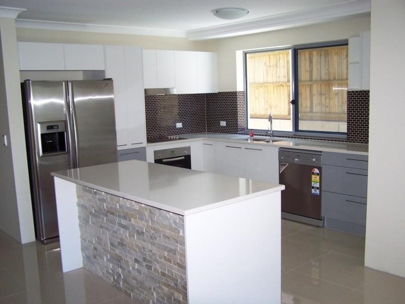 8 – 10 Georgina Street, Woody Point QLD 4019