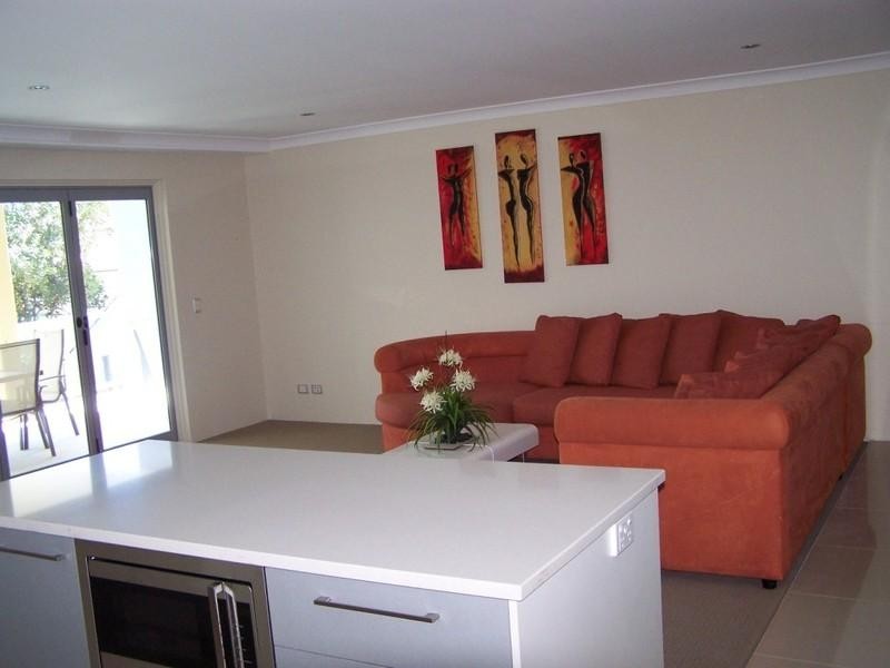 8 – 10 Georgina Street, Woody Point QLD 4019