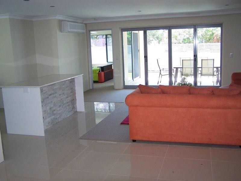 8 – 10 Georgina Street, Woody Point QLD 4019