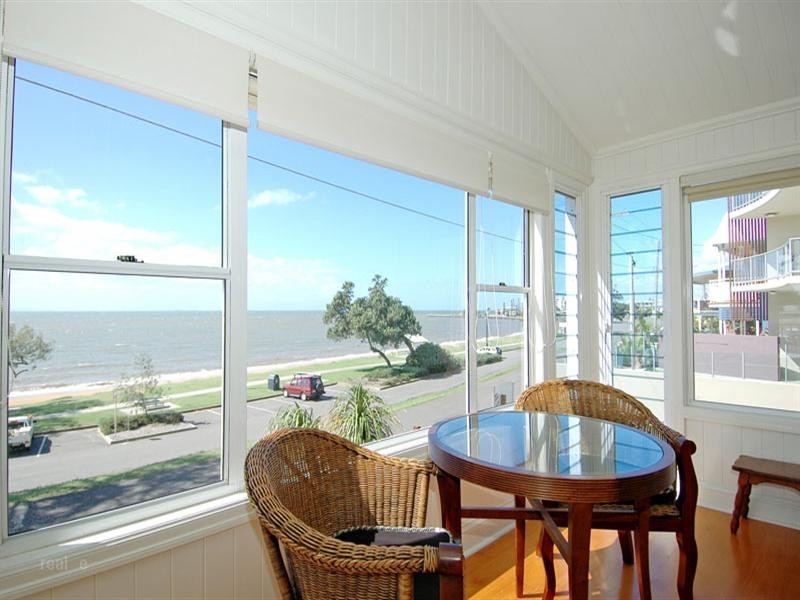 113 Flinders Parade, Scarborough QLD 4020