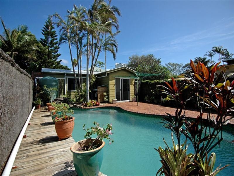 113 Flinders Parade, Scarborough QLD 4020