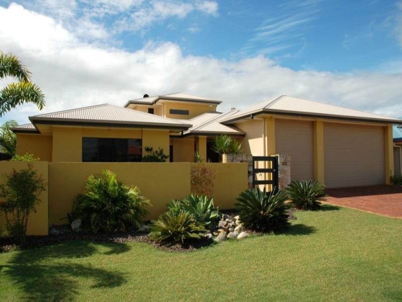 14 Aurora Place, Scarborough QLD 4020