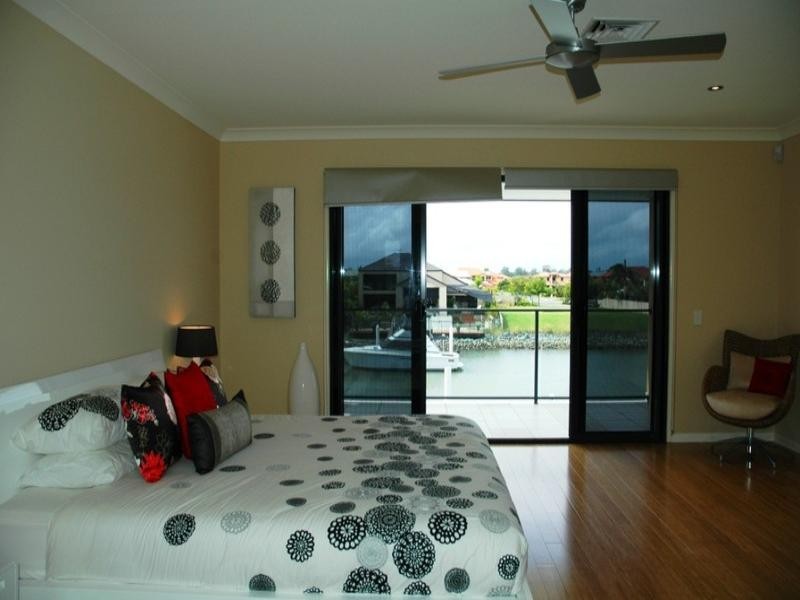 14 Aurora Place, Scarborough QLD 4020