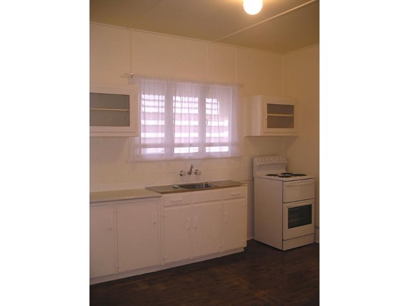 103a Dover Road, Redcliffe QLD 4020