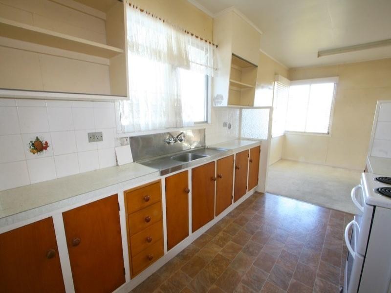 6 Dodds Street, Margate QLD 4019