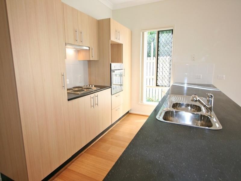 98 Maine Road, Clontarf QLD 4019