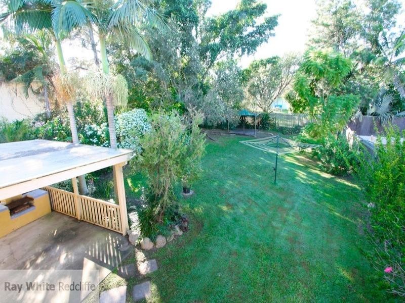 32 Grace Street, Scarborough QLD 4020