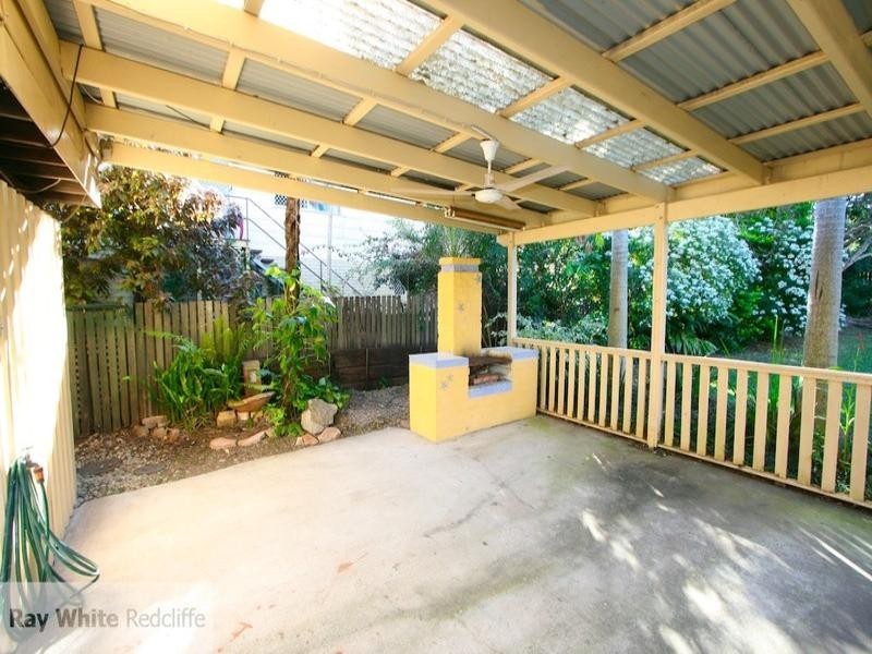 32 Grace Street, Scarborough QLD 4020