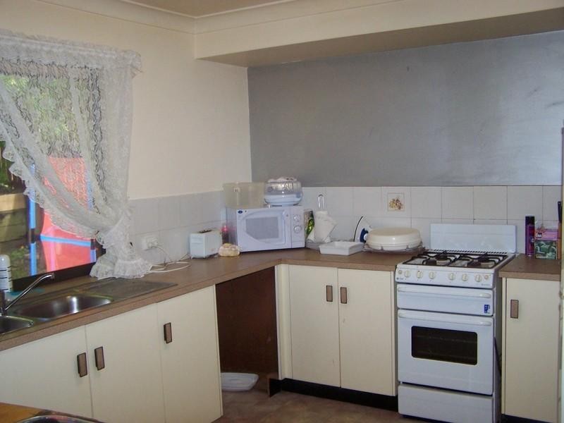 19 Donnegal Drive, Kallangur QLD 4503