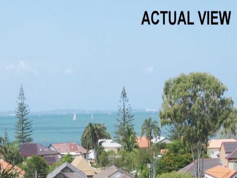 74 Mein Street, Scarborough QLD 4020