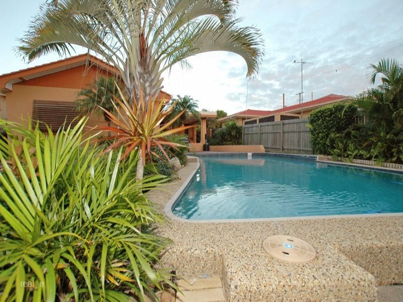 12 Orchid Street, Redcliffe QLD 4020