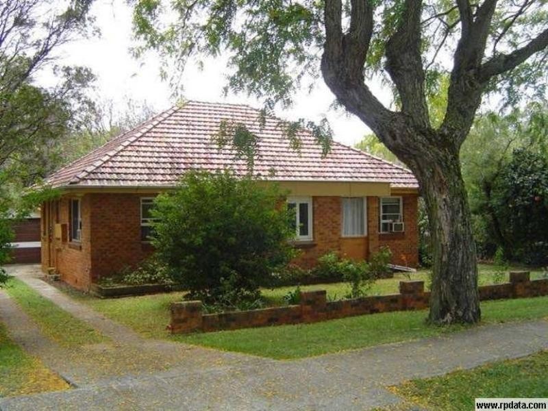 6 Grant Street, Redcliffe QLD 4020