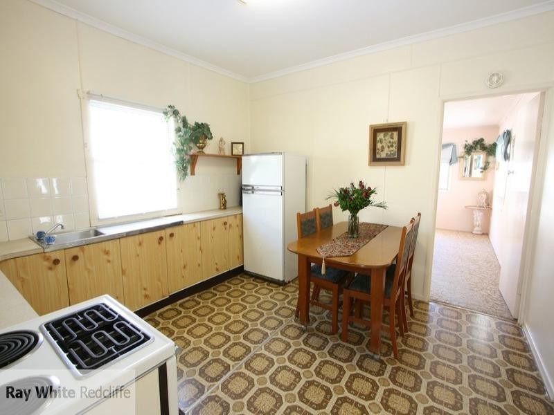 43 Bailey Street, Woody Point QLD 4019