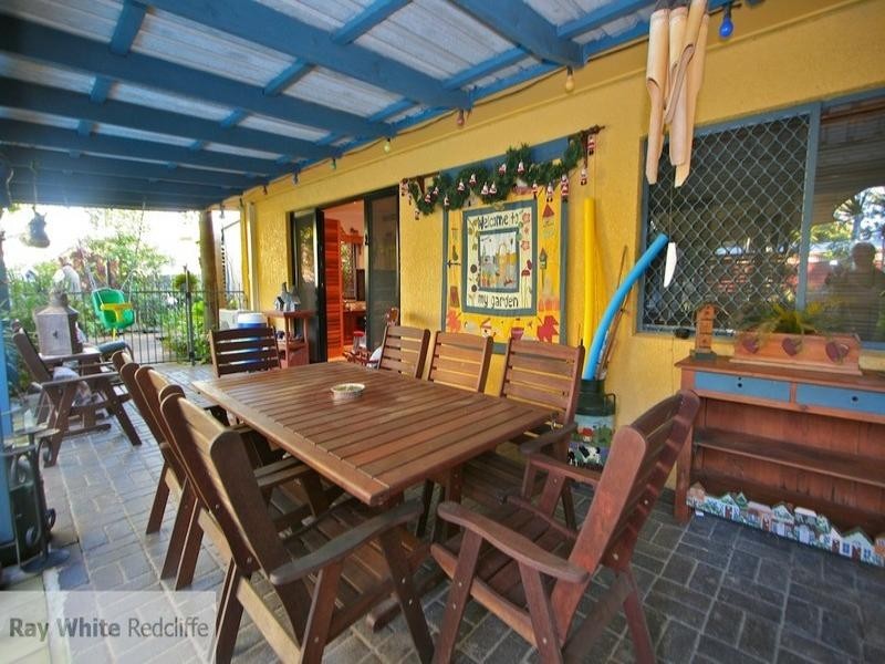 17 Bramble Street, Woody Point QLD 4019