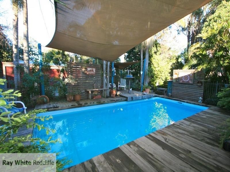 17 Bramble Street, Woody Point QLD 4019