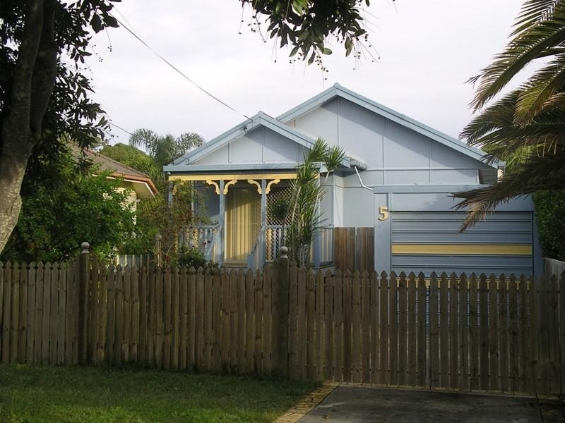5 Dodds Street, Margate QLD 4019