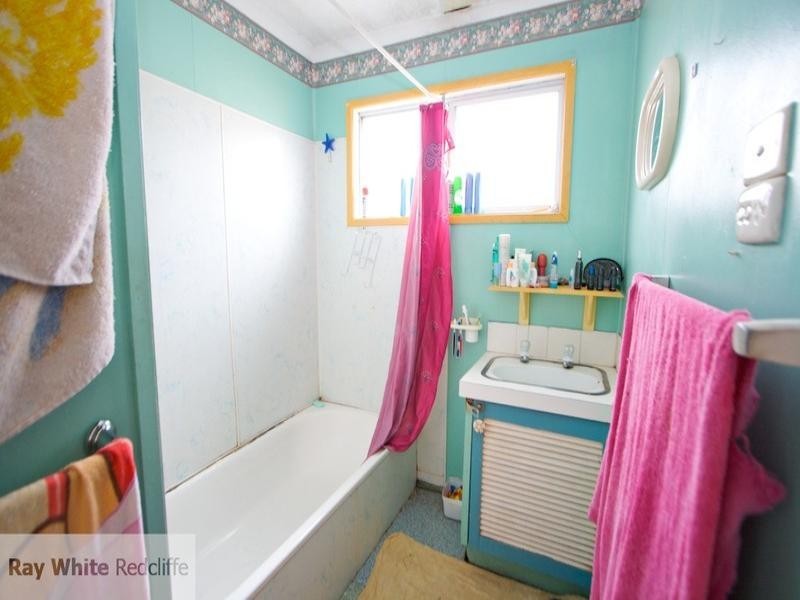 34 Grace Street, Scarborough QLD 4020