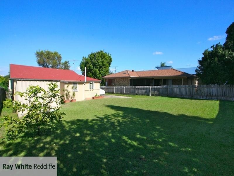 38 Robertson Avenue, Margate QLD 4019