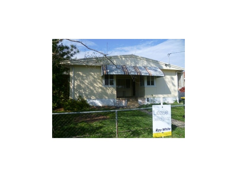 28 Long Street, Clontarf QLD 4019
