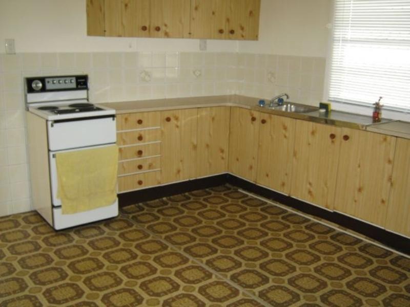 43 Bailey Street, Woody Point QLD 4019