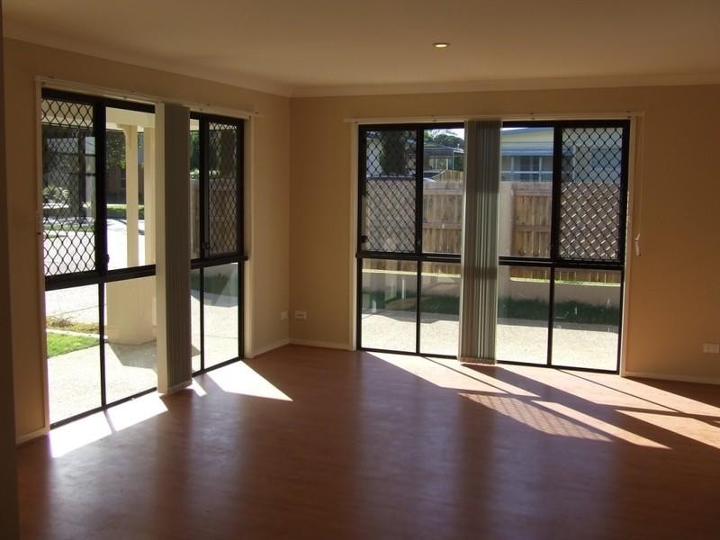 Unit 7/5 Bramble Street, Woody Point QLD 4019